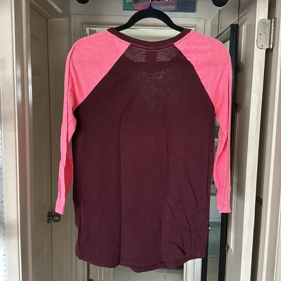 Victoria’s Secret PINK Small 3/4 Sleeve Baseball Tee - Picture 2 of 4